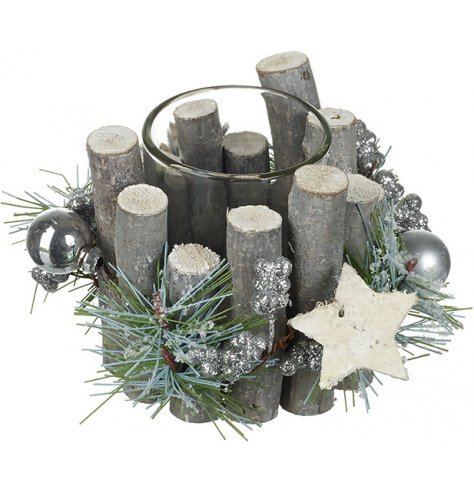 An attractive glass t-light holder decorated with rustic silver and natural woodland foliage.