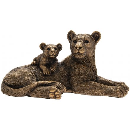Bronzed Reflections Lioness and Cub, 23cm  