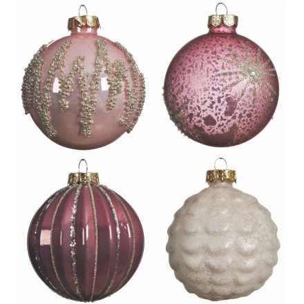   Perfect for placing in any tree with an added Blush effect to it, this mix of baubles will tie in perfectly 