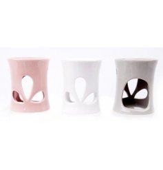 Pink, white and grey oil burners with an attractive, simple design. Perfect for your favourite wax melts.