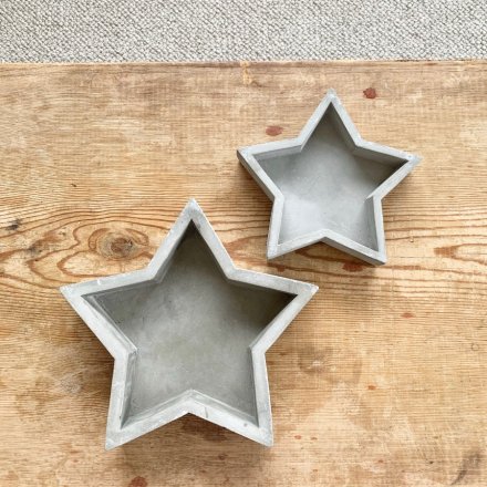 Laid back chic. This cement star is on trend and effortlessly cool with raw interior appeal.