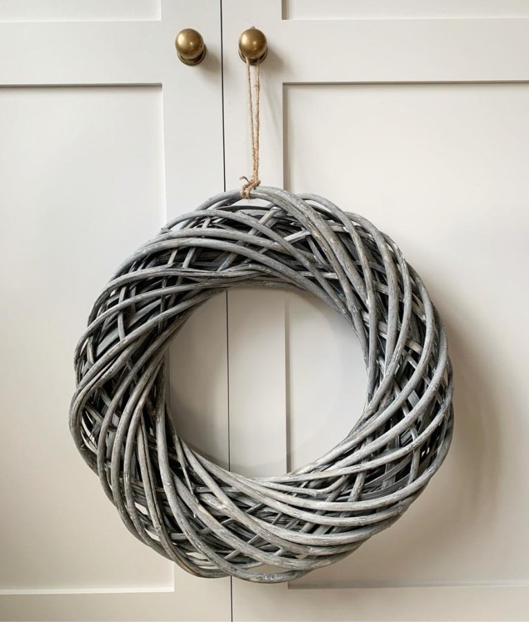 Grey Woven Rattan Wreath, 40cm 51220 Christmas / Wreaths and