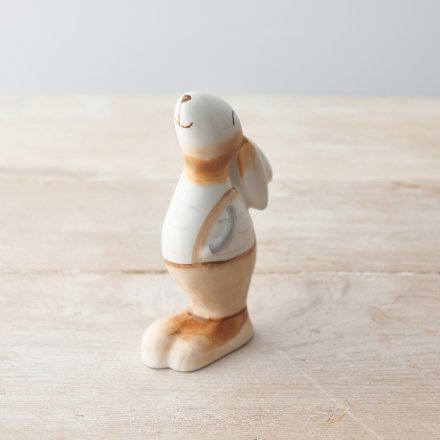 A must have charming interior accessory. With beautiful cream and grey tones this rustic bunny has plenty of character