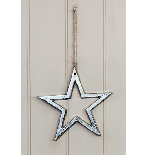 A rough luxe inspired star hanging decoration with a textured silver aluminium finish. Complete with a long jute string 