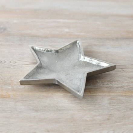 Aluminium Star Plate, 15cm   A small aluminium star shaped trinket plate with an overly distressed finish 