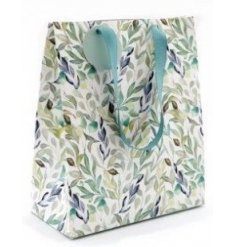  Perfect for bringing a spring inspired touch to your gift giving, a large bag with a charming Olive Grove inspired deca