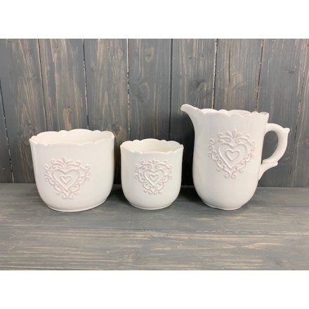 Embossed Heart Ceramic Pot, 14.5cm | 52124 | Homeware / Decorative