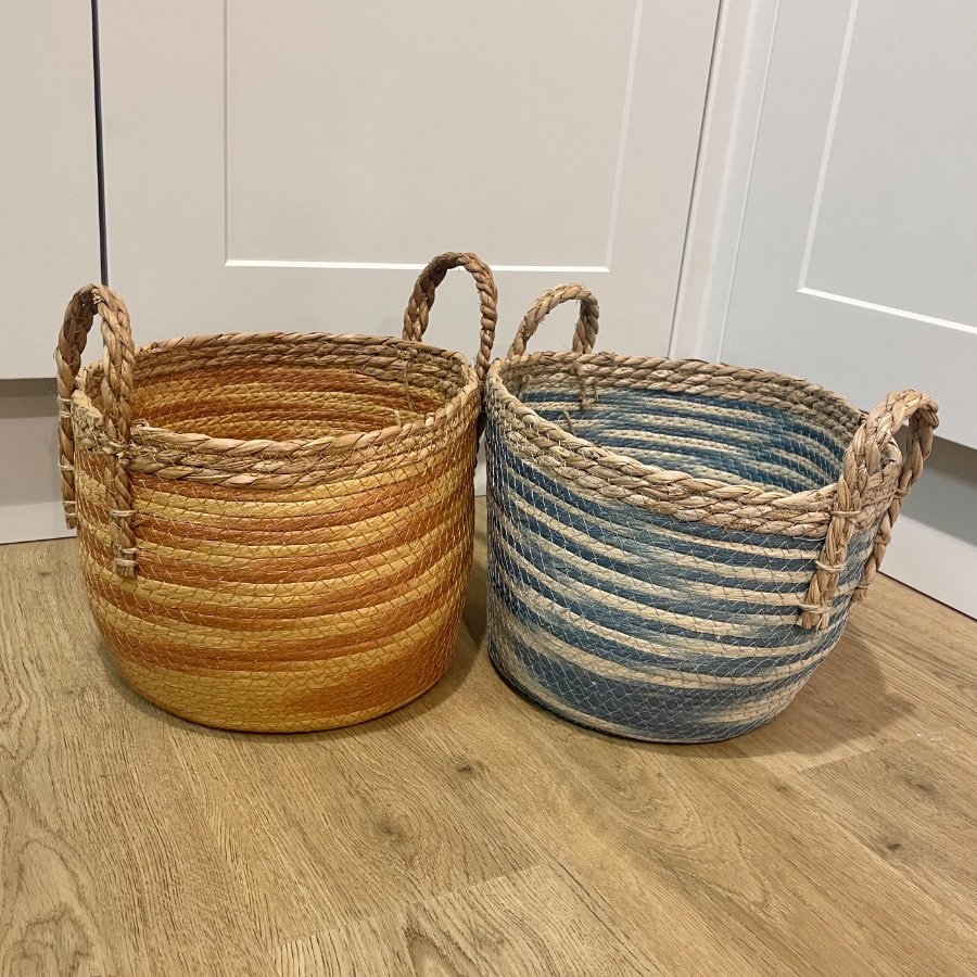 MN0057 / Two Assorted Round Set of 3 Woven Baskets, 30cm 52470