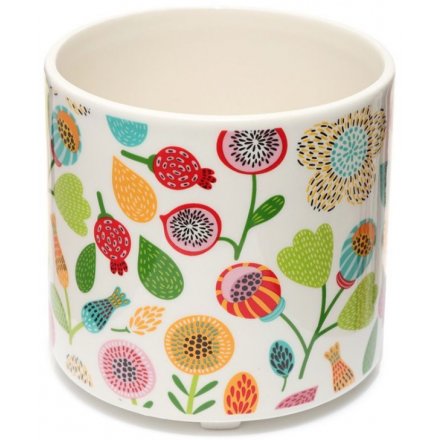 A charmingly decorated ceramic planter from the bright and cheery Pick of The Bunch range 