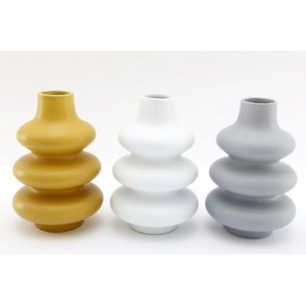 Assorted Ribbed Vases, 21cm 