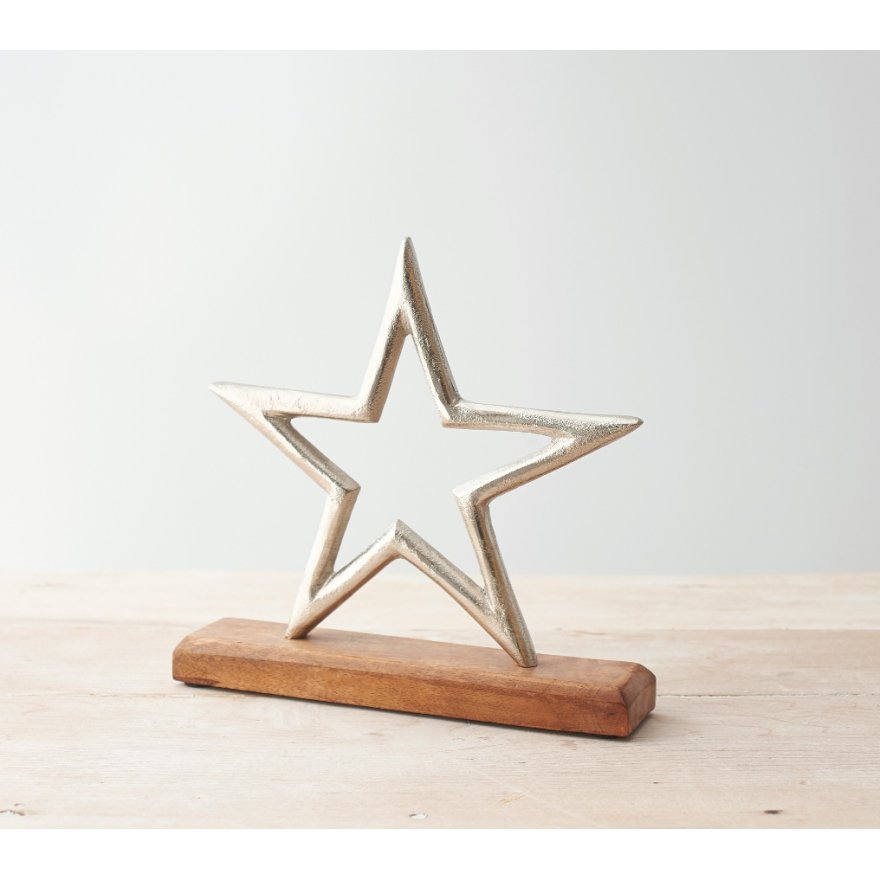 Metal Star on Wood Base, 22cm 