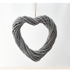  A large sized woven wicker heart shaped wreath set with a stylish soft grey tone and jute string for hanging 