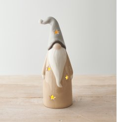  Set with its warm glowing LED centre, this delightful character is sure to bring a Country Charm feel to any Christmas 
