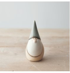  A charming and simple little figure to bring to your tree decor at Christmas Time 