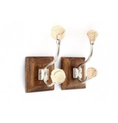 An assortment of mango wood based wall hooks with added rope ball inspired knobs to complete the look 