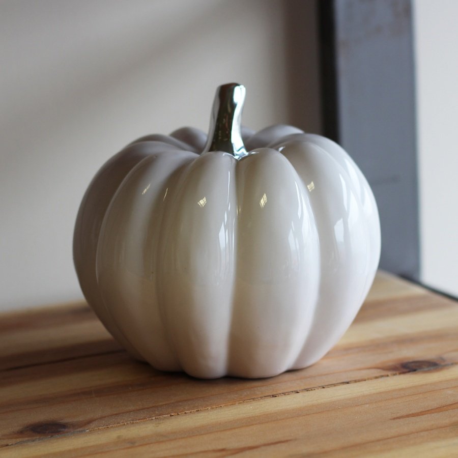 Ceramic White Pumpkin, 15cm | 53593 | Christmas / Ornaments | Rosefields