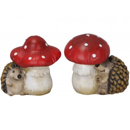 Posed Hedgehogs With Mushrooms, 7.5cm 