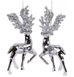 A stunning mix of acrylic based crystal looking reindeer hangers, complete with glittery antlers and a dazzling look to 