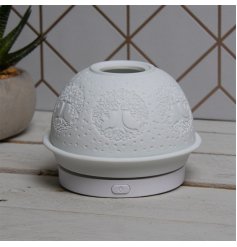  Part of a beautiful new range of home accessories, a humidifier that features a dome top with an embossed pattern 