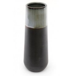  A striking and bold two toned vase with a smoked grey and charcoal tone finish 