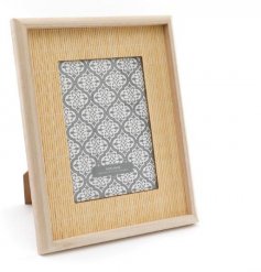 A Rustic Styled Photo Frame in Bamboo