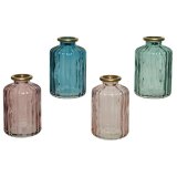 Small delicate vase that make an impact in your home setting.