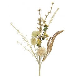 A bohemian spray of dried flowers and leaves in natural colours. On trend and perfect for filling your most loved vases.