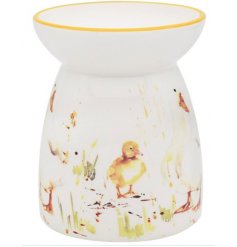 Classic and contemporary ceramic burner with delicate handpainted scenery with Mother Duck and her Duckling