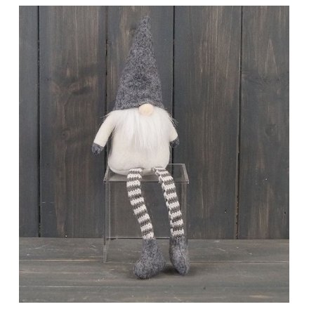 Grey Sitting Santa Gonk, 18cm