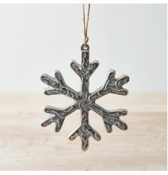 A Charming Hanging Metal Snow Flake Decoration
