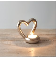 A Stylish And Simple Decorative T-Light Holder