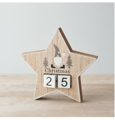 A Charming Wooden Star Countdown