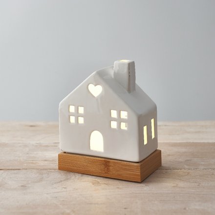 Add a scandi inspired decoration to your home