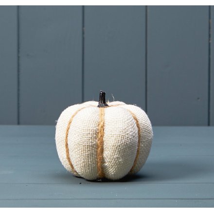 A chic and rustic pumpkin decoration made from hessian and plaited jute string. A gorgeous must have item this season. 