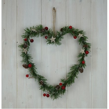 Heart Wreath With Faux Foliage (22cm)