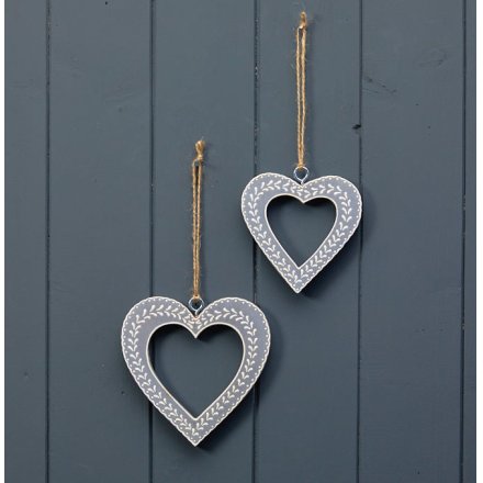 13cm Hanging Grey Heart With White Pattern
