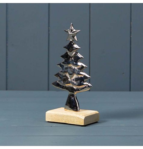This Glamour inspired Silver Christmas tree 