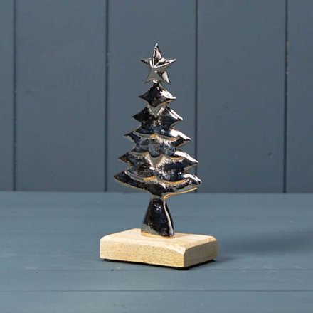 Silver Christmas tree on wooden base 17.5cm