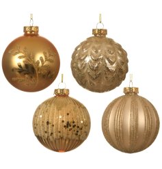 A luxury assortment of 4 glass baubles