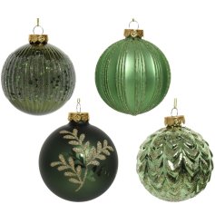 A woodland inspired assortment of 4 luxury baubles
