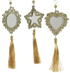 A luxury assortment of 3 hanging decorations