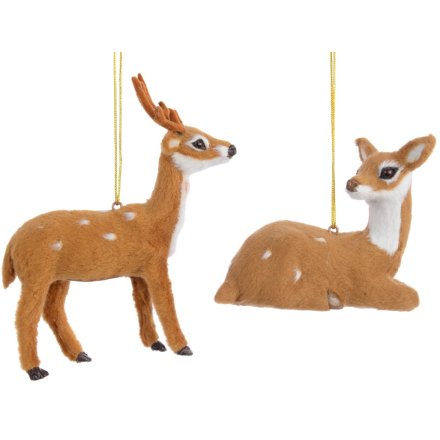 2 Assorted Deer Hangers