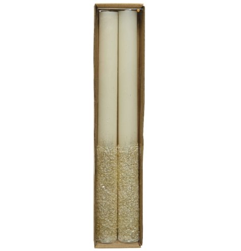 A set of 2 luxurious dinner candles with a gold glitter band 