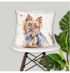 A charming scatter cushion