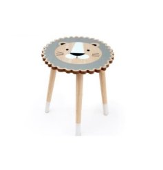 A super adorable kids wooden table