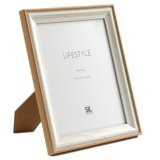 Display your treasured memories in style 