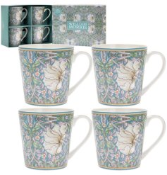 A charming set of 4 mugs