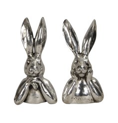 An assortment of 2 vintage silver hare busts. Each is beautifully crafted with a tarnished finish. 
