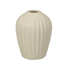A classic ribbed rase in a chic cream colour. A beautiful vessel for the home, perfect for displaying your blooms.