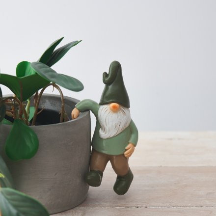 A charming garden themed gonk pot pal. A unique gift item to accompany your favourite plant pots.